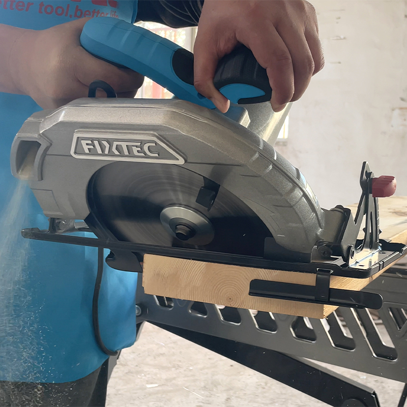 Circular Saw