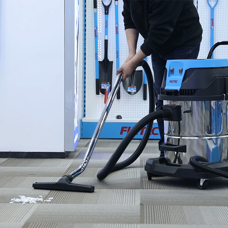 2000W Wet and Dry Vacuum Cleaner