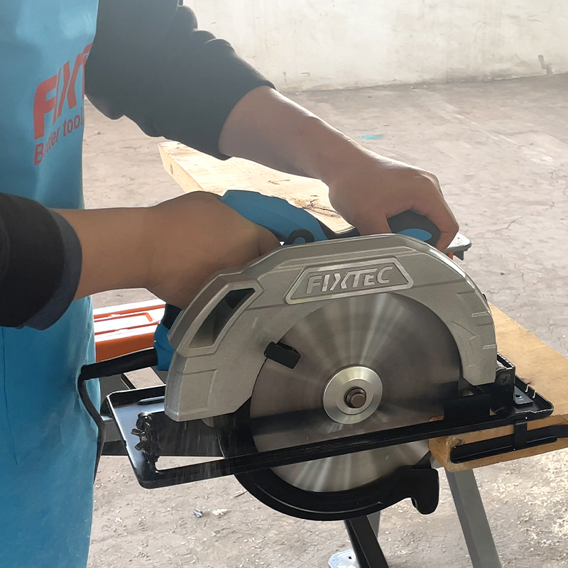 Circular Saw