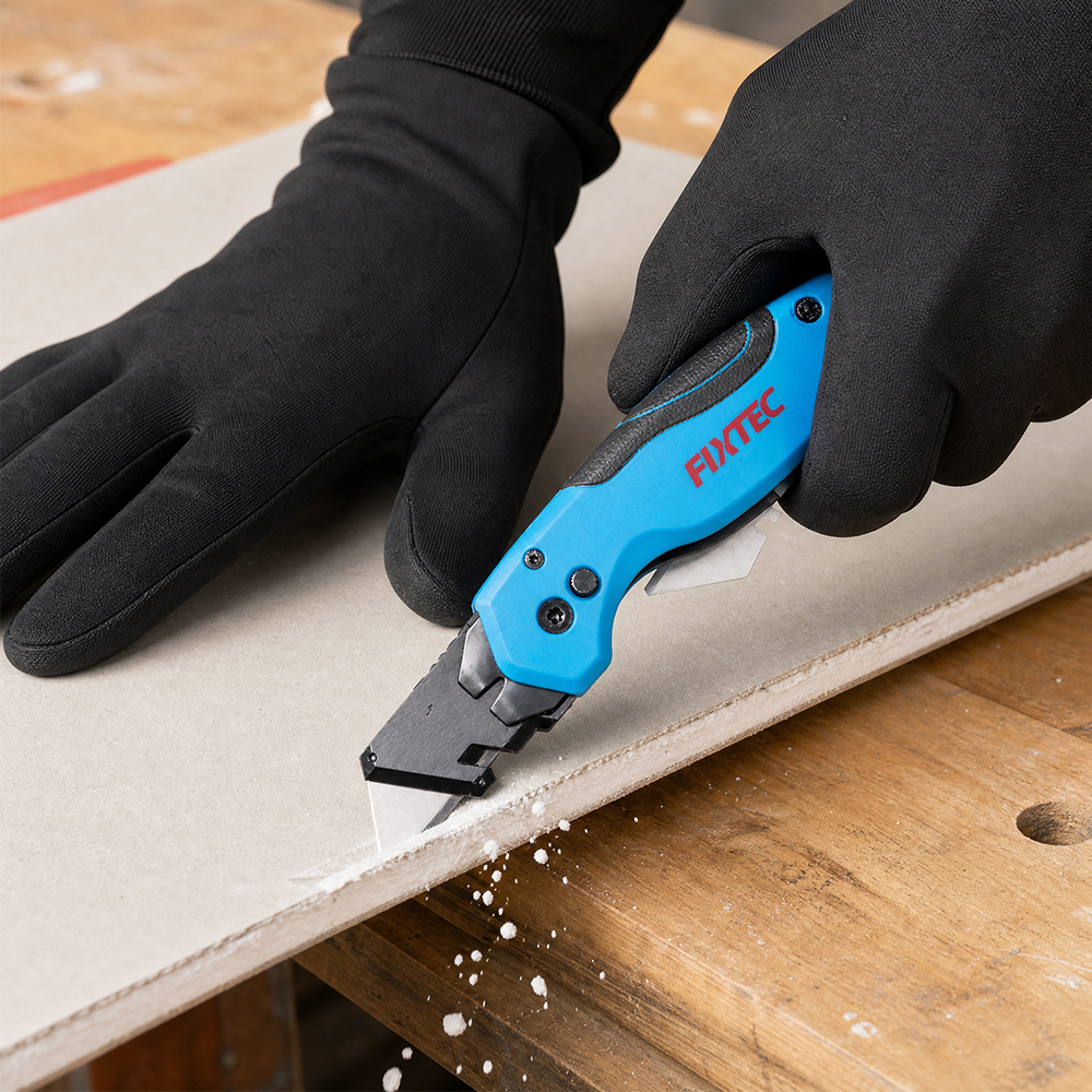 3 in 1 Folding Utility Knife